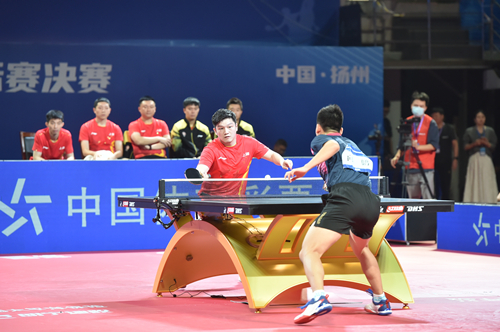 能够在丢球 能够在丢球